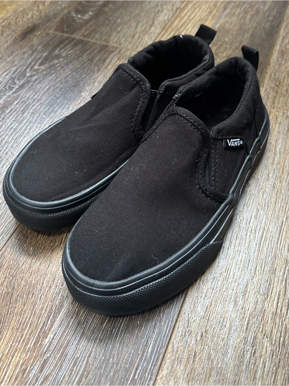 Vans Kids Slip-On Canvas Sneakers in Black size 13 youth